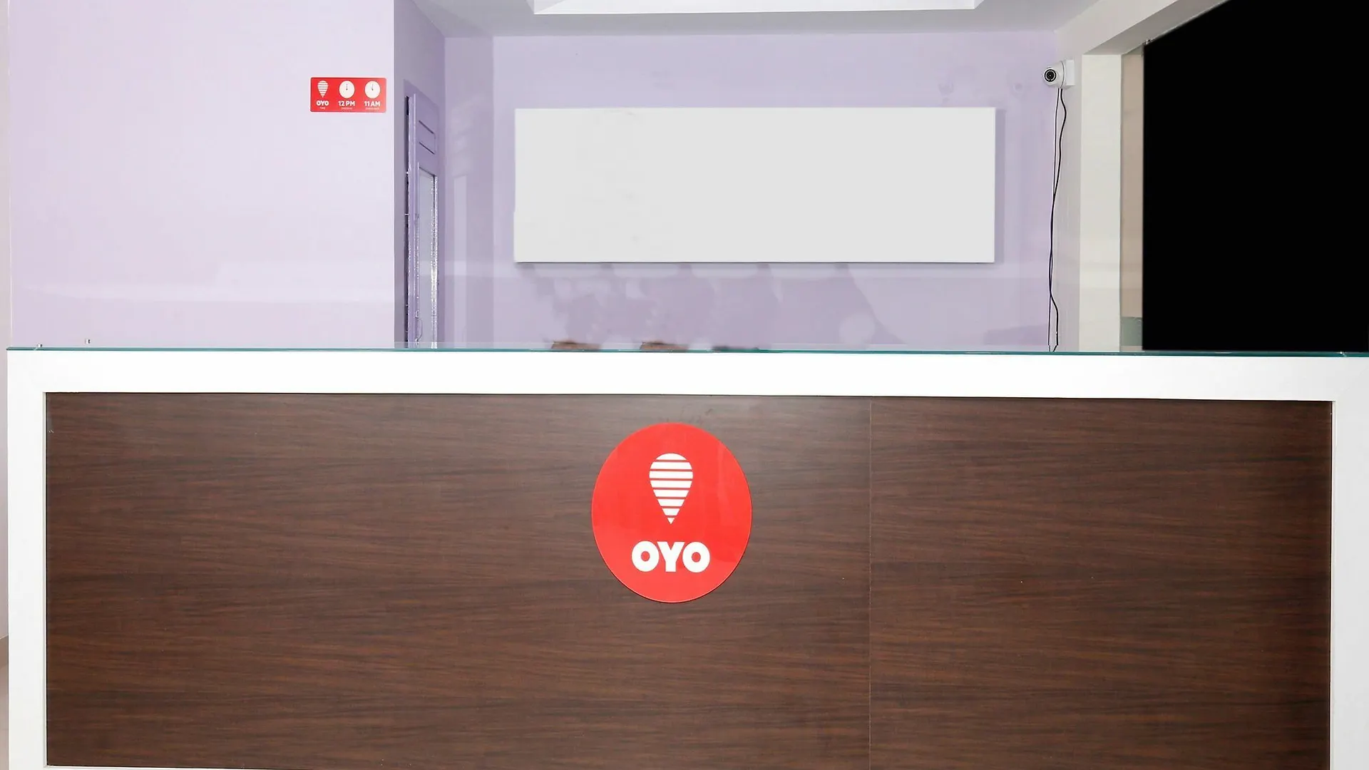 טריואנדרום Oyo 9797 Hotel Vbee Plaza 3*,  הודו