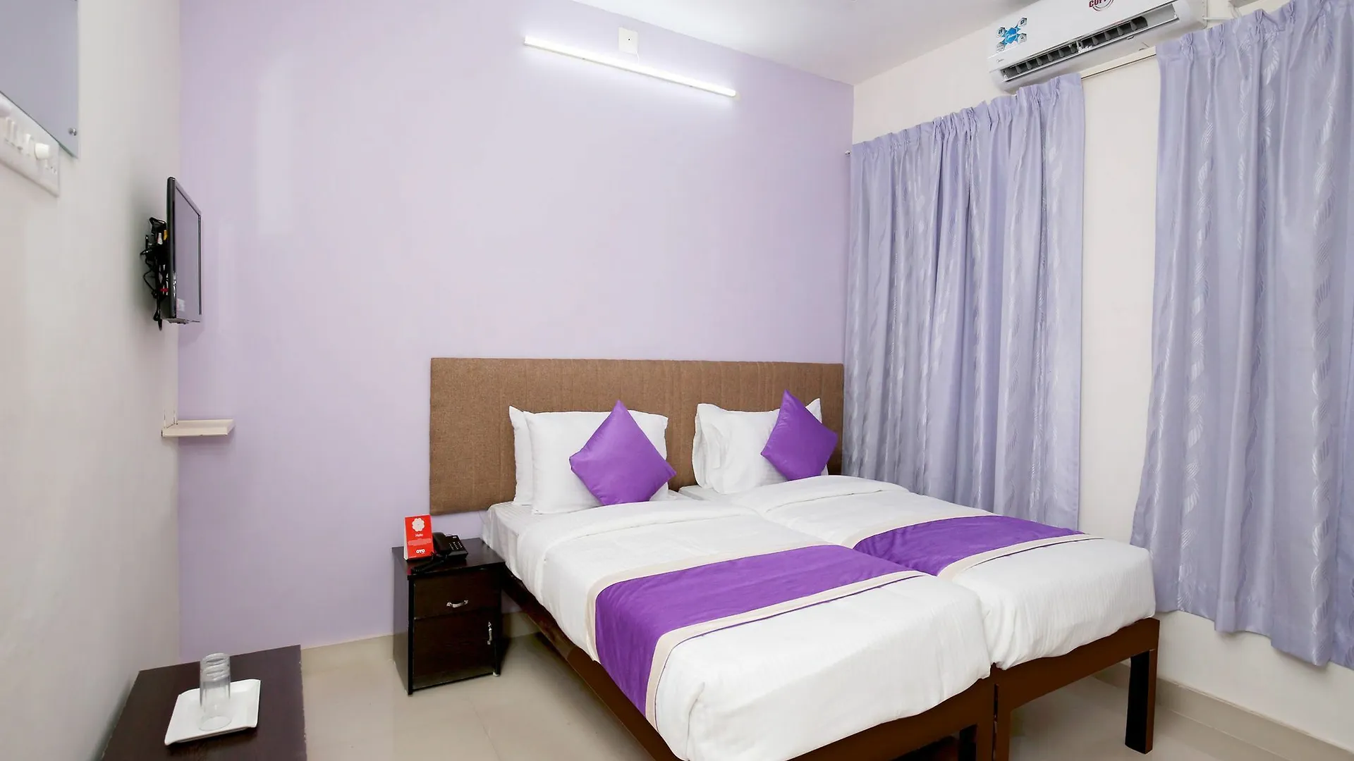 טריואנדרום Oyo 9797 Hotel Vbee Plaza